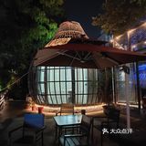 门头不起眼的湖北菜馆 是学生的校外食堂  