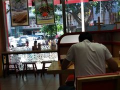 大堂-贯一台湾牛肉面(八一七中路店)