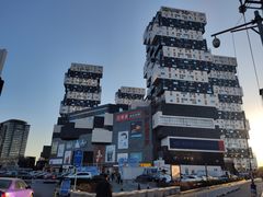 -资和信百货商场