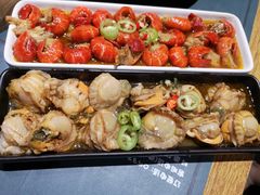 -八月美食小馆(银泰城总店)