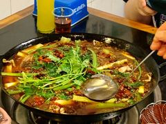 -鸿顺老铁锅美蛙鱼府(解放碑店)