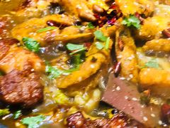 -吉吉向上炭烤鸡肉煲(大学城店)