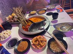 -钢管厂五区小郡肝串串香火锅(人民广场店)