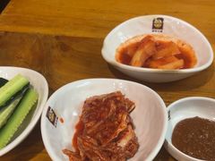 -喇喇排骨火锅·传统韩式脊骨汤(望京西园总店)