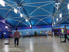 -佰德观岚记羽毛球馆