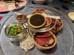 惠灵顿牛排-弦月窗LUNETTE BY AMANDA(复兴路店)