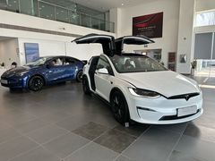 -TESLA 特斯拉(北京南四环中路特斯拉中心)
