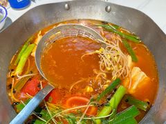 -王奋斗贵州酸汤牛肉火锅