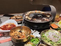 -草家酱蟹炭火烤肉店(珲春南路一店)