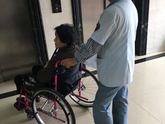 -上海市松江区中心医院