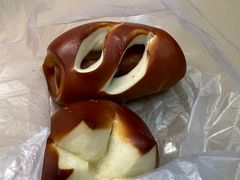 -Dough&Joe团憩(瑞虹天地月亮湾店)