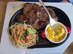-豪客来牛排(人民东路店)