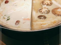 -湊湊火锅·茶憩(打浦桥日月光店)