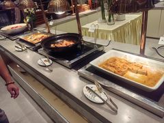 -南郊宾馆·风味自助餐厅·山东十六地市特色菜