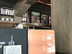 -星巴克(西藏路店)