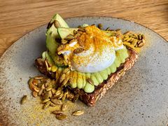 牛油果吐司-BOR Eatery(安福路店)