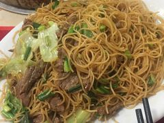 牛肉炒米粉-花苑美食横琴生蚝火锅(拱北粤华路店)