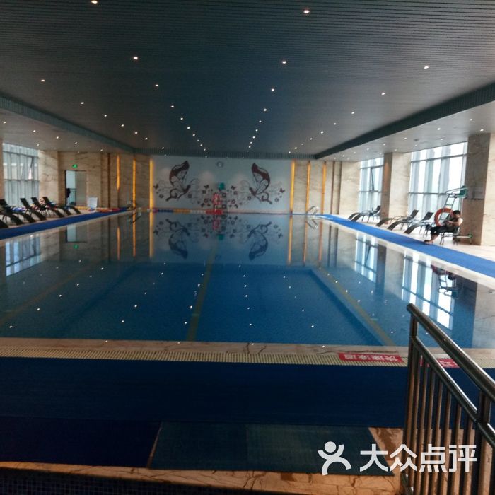 万达游泳健身高级会所