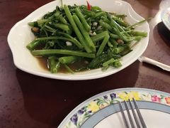 -Dang restaurant (patong phuket)