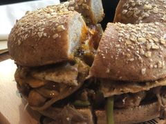 -Catch Bagel(芳草地店)