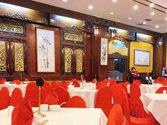 大堂-九花山烤鸭店