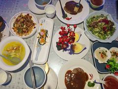 -忘忧草融合私房菜(红鼎国际店)