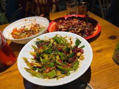 -柴窝堡22号辣子鸡·传承新疆菜