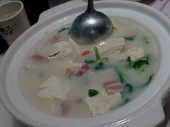 台州浓汤鲜豆腐-假装苏杭·园林餐厅(陆家嘴中心店)