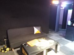 -VR间客漫虚拟现实体验馆(汉街店)