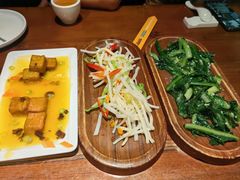 -隔壁老王·家常云南菜(皇冠店)