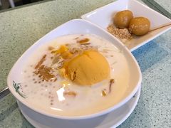 杨枝甘露-松记糖水店(铜锣湾分店)