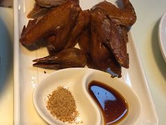 -新大咀港式茶餐厅(宝山万达店)