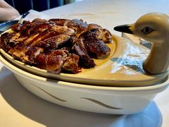 -八府香鸭·啫啫煲(华山路店)