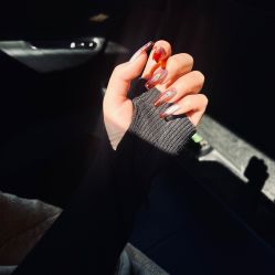 -DAZZLING BEAUTY美甲•美睫专门店