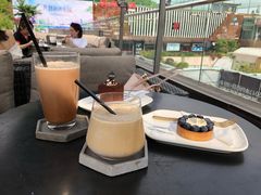 -UNI UNI(环亚凯瑟琳店)