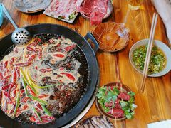 -周幺妹重庆老火锅(银泰城总店)