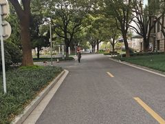 -中共上海市委党校 上海行政学院