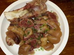 -侬佳蒸菜馆(听潮店)