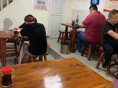 大堂-宝瑞门钉肉饼店