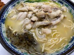 -明呈黄鱼面馆(斜土路店)