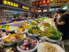 自助取餐区-阿财老铺·老蚌埠龙虾城(华夏总店)
