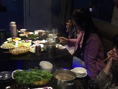 -唯爱KTV聚会餐厅(仙林东城汇店)
