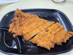 -莱莱小笼·乔艾