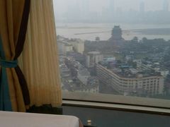 -东方豪景花园酒店·怡景旋转餐厅