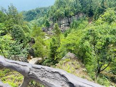 -梭布垭石林景区