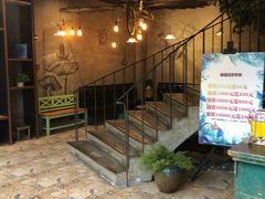 -童年小筑餐厅(申花路店)