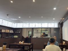 -蟹上黄·蟹黄面·江南糖水(人民广场店)