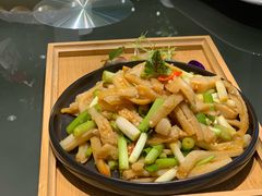 -鸿星花园酒家(银亿家园店)