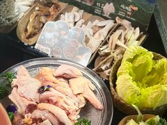 -芸山季·云南山珍菌火锅(人民广场来福士店)