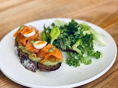 -Common Table · Brunch & Coffee